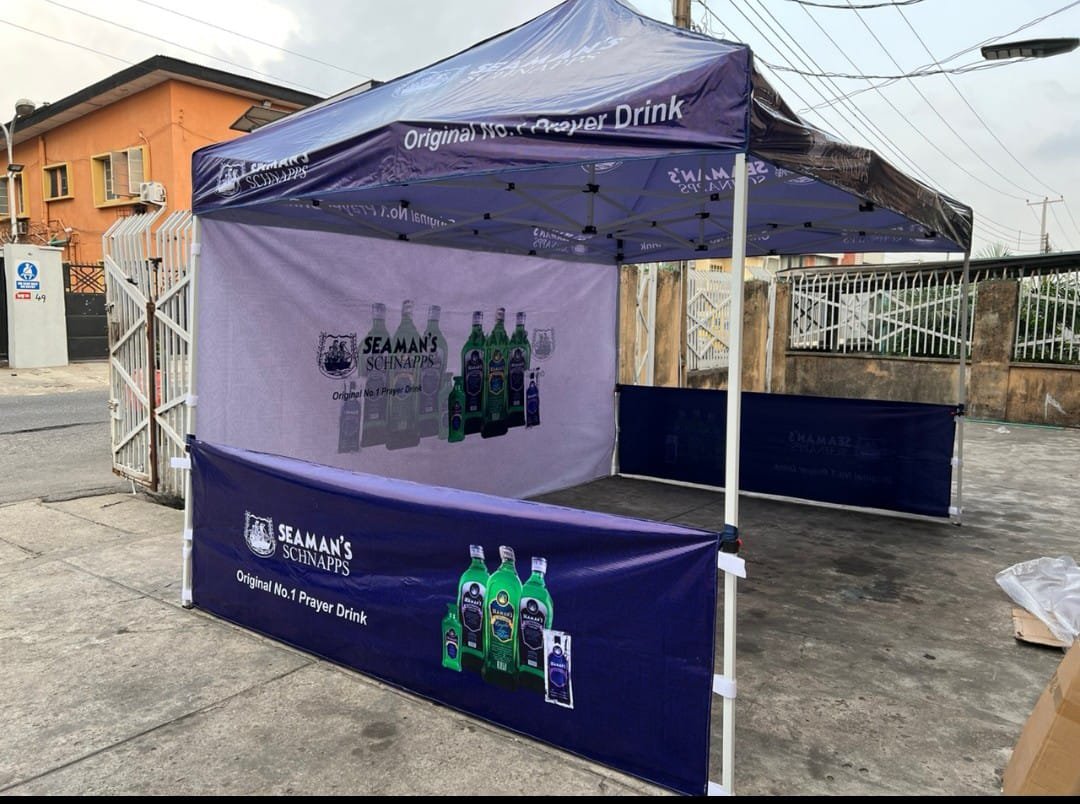 Folding tents for events